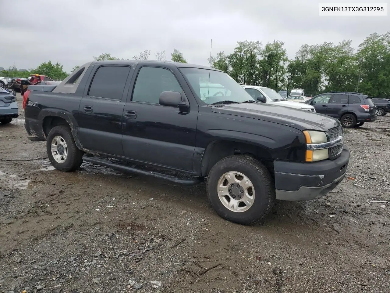 2003 Chevrolet Avalanche K1500 VIN: 3GNEK13TX3G312295 Lot: 57110915