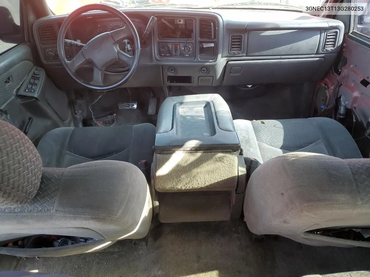 2003 Chevrolet Avalanche C1500 VIN: 3GNEC13T13G280253 Lot: 62258675
