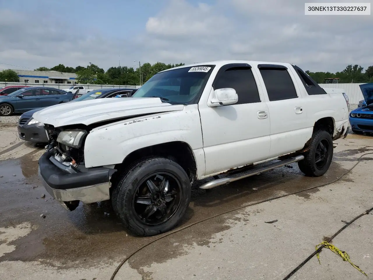 2003 Chevrolet Avalanche K1500 VIN: 3GNEK13T33G227637 Lot: 65269045