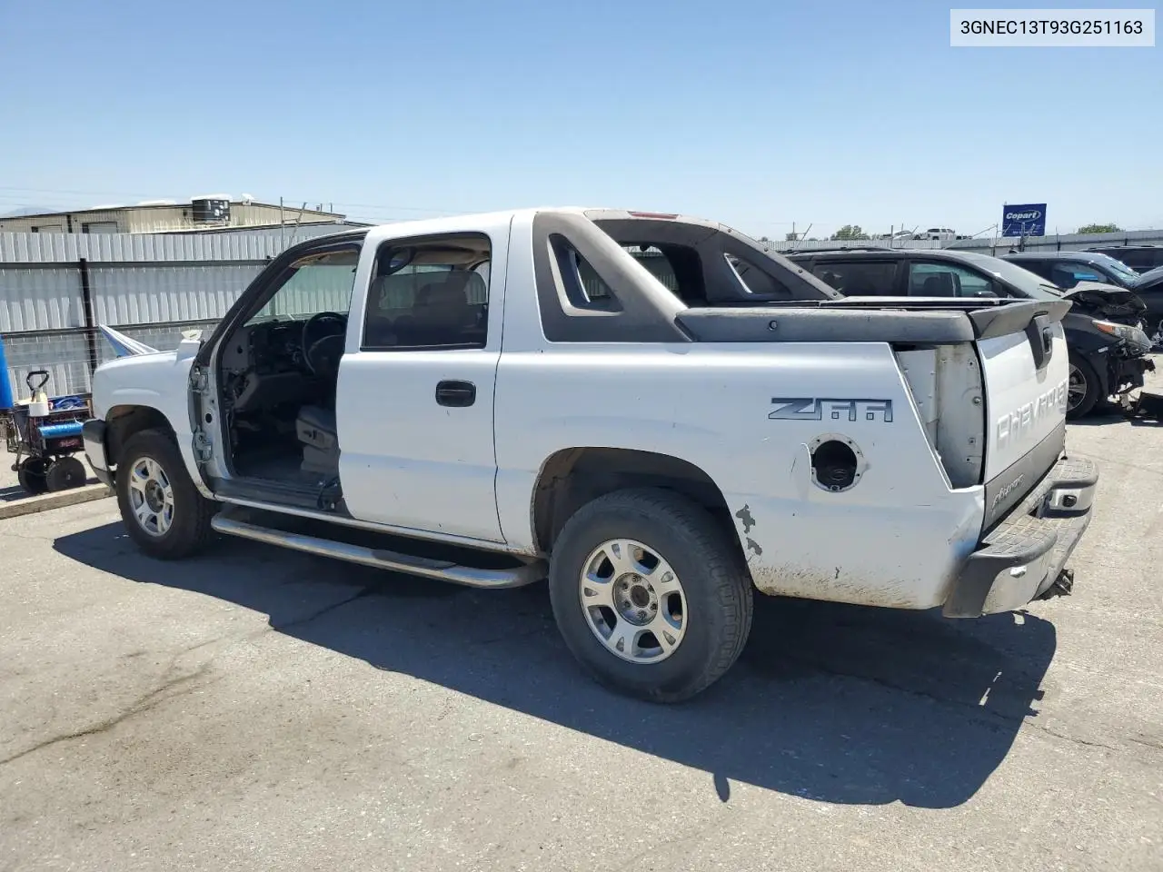 2003 Chevrolet Avalanche C1500 VIN: 3GNEC13T93G251163 Lot: 66164395