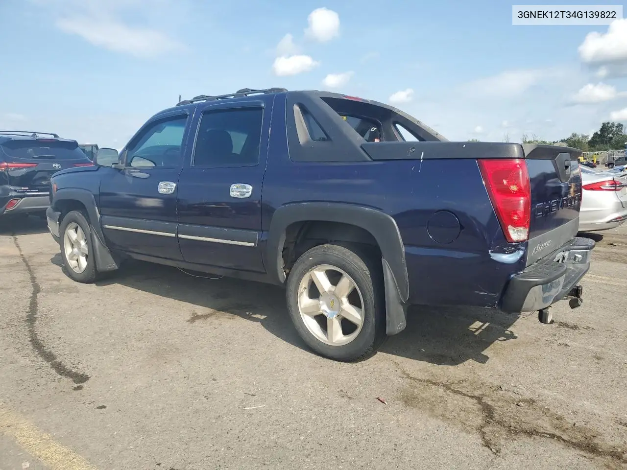 2004 Chevrolet Avalanche K1500 VIN: 3GNEK12T34G139822 Lot: 66038195