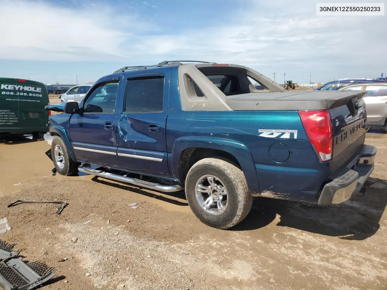 2005 Chevrolet Avalanche K1500 VIN: 3GNEK12Z55G250233 Lot: 56241875