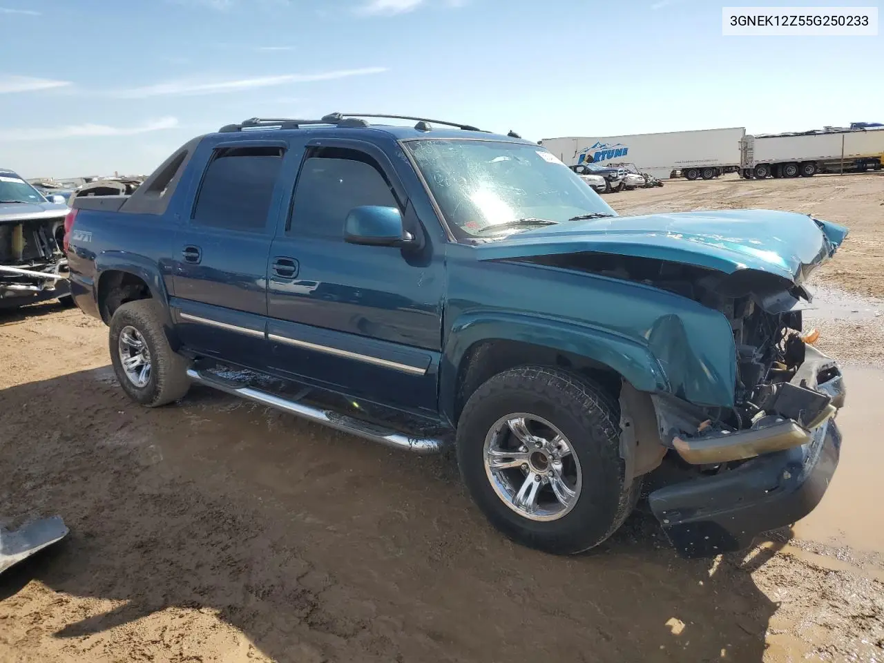 2005 Chevrolet Avalanche K1500 VIN: 3GNEK12Z55G250233 Lot: 56241875