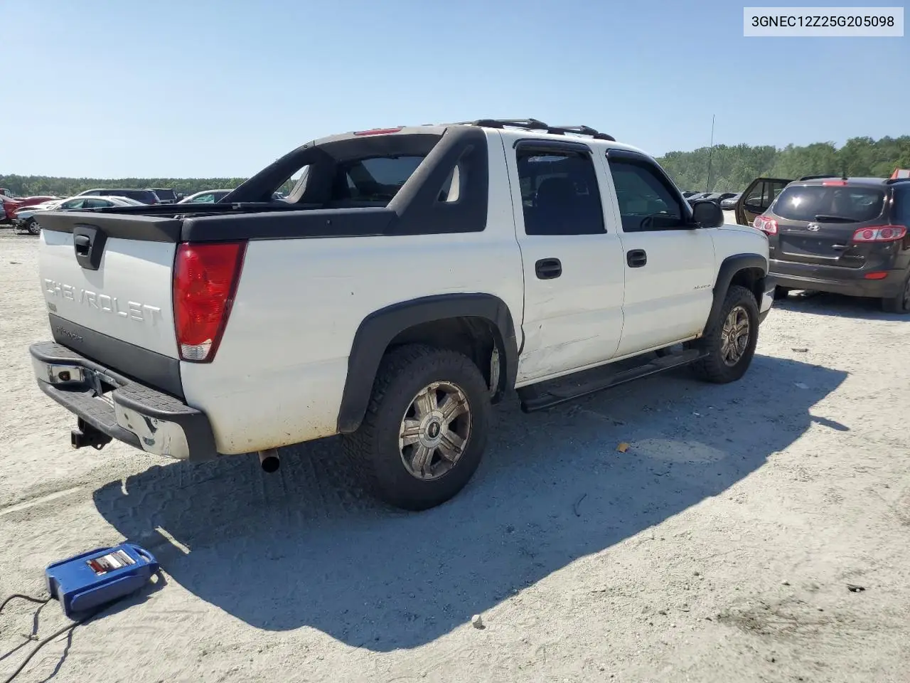 2005 Chevrolet Avalanche C1500 VIN: 3GNEC12Z25G205098 Lot: 60939285