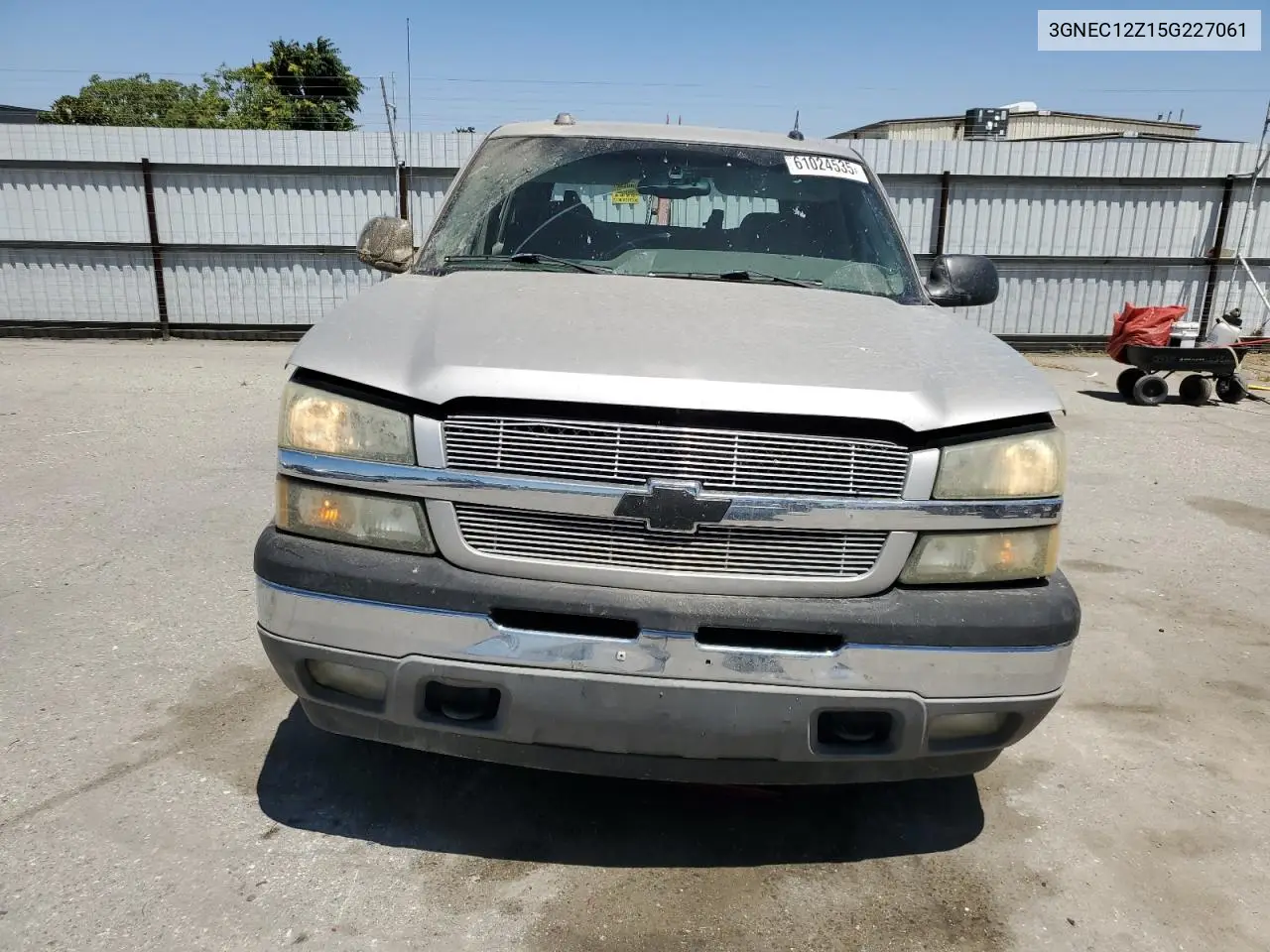 2005 Chevrolet Avalanche C1500 VIN: 3GNEC12Z15G227061 Lot: 61024535