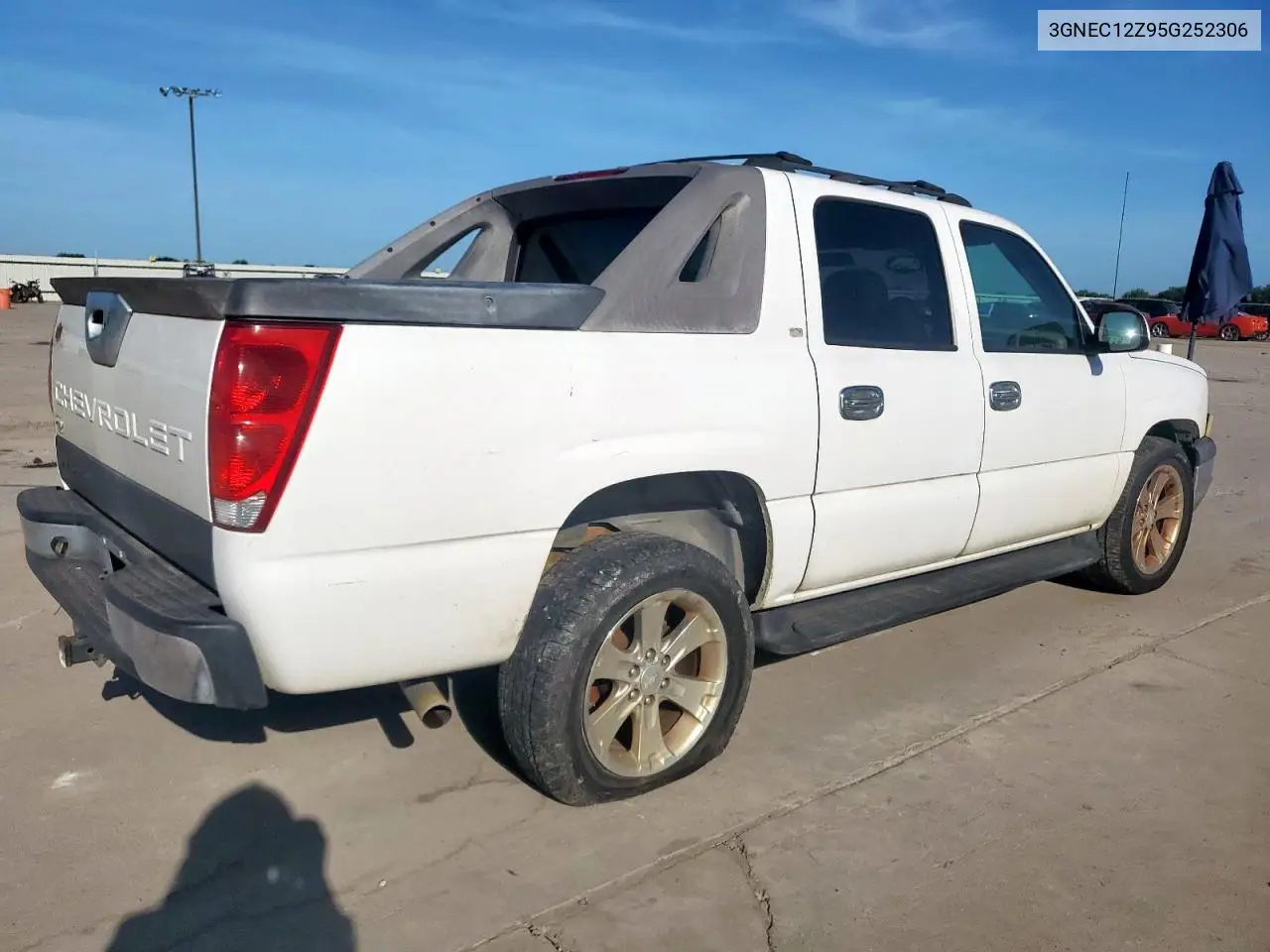 2005 Chevrolet Avalanche C1500 VIN: 3GNEC12Z95G252306 Lot: 62844955