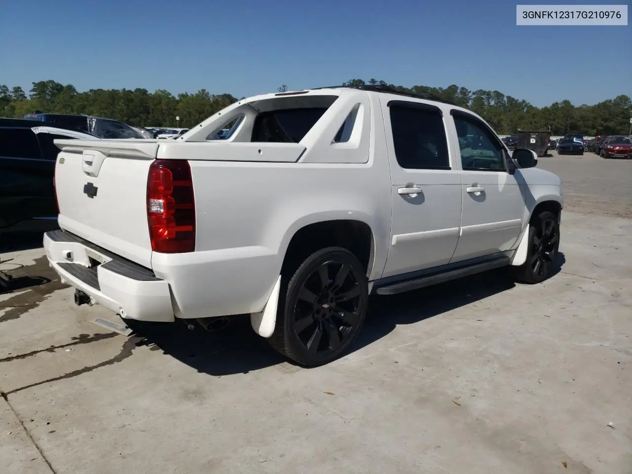 2007 Chevrolet Avalanche K1500 VIN: 3GNFK12317G210976 Lot: 51306835