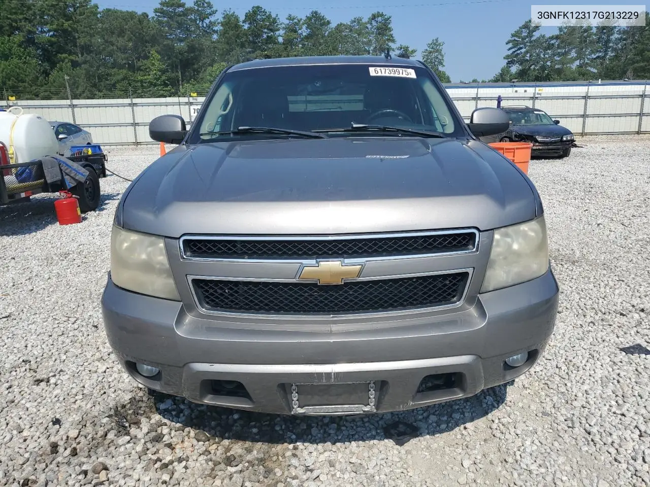 2007 Chevrolet Avalanche K1500 VIN: 3GNFK12317G213229 Lot: 61739975