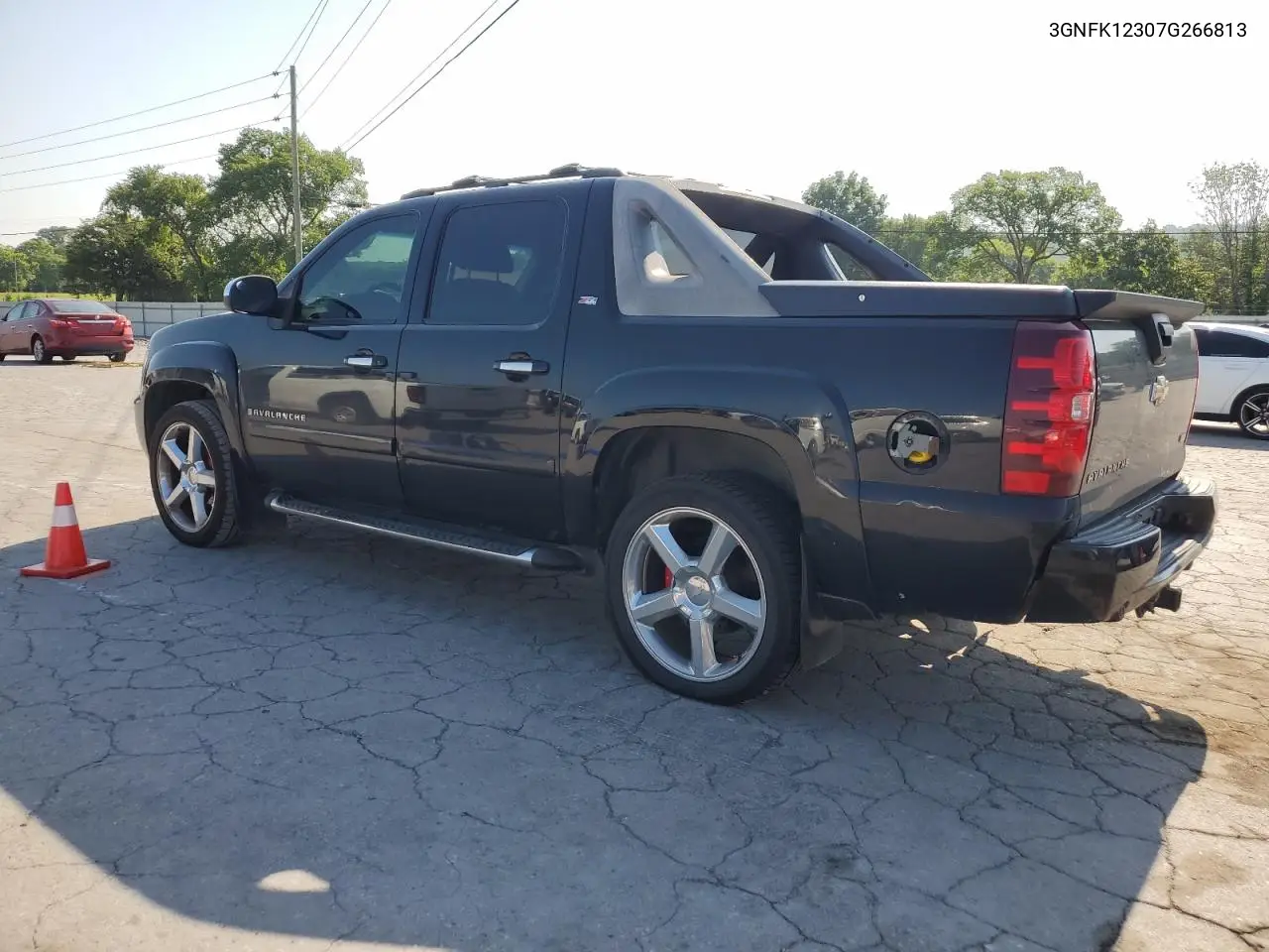 2007 Chevrolet Avalanche K1500 VIN: 3GNFK12307G266813 Lot: 62402125