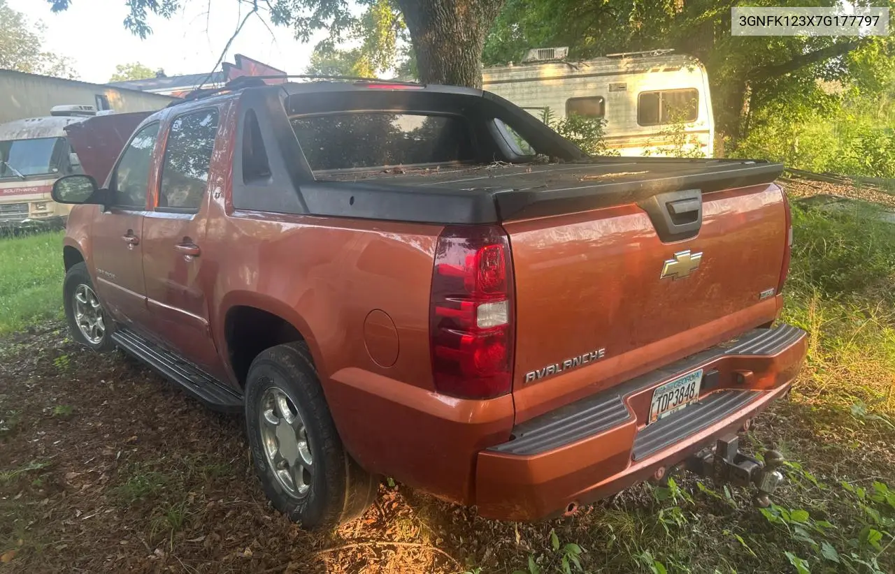 2007 Chevrolet Avalanche K1500 VIN: 3GNFK123X7G177797 Lot: 62948295