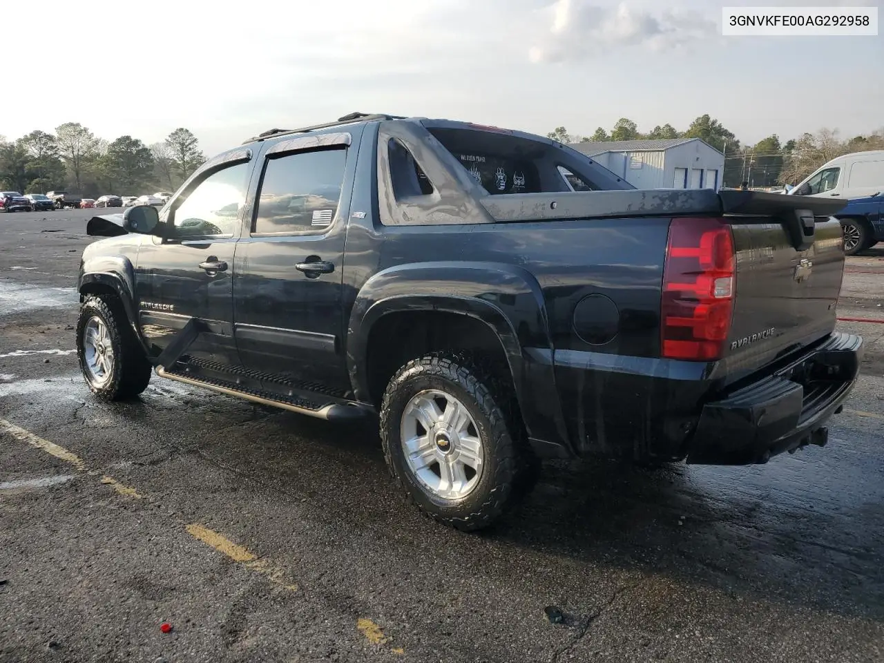 3GNVKFE00AG292958 2010 Chevrolet Avalanche Lt