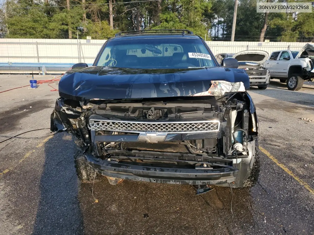 3GNVKFE00AG292958 2010 Chevrolet Avalanche Lt