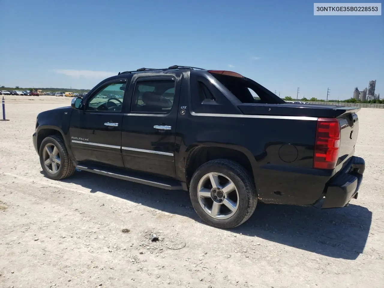 2011 Chevrolet Avalanche Ltz VIN: 3GNTKGE35BG228553 Lot: 56722035