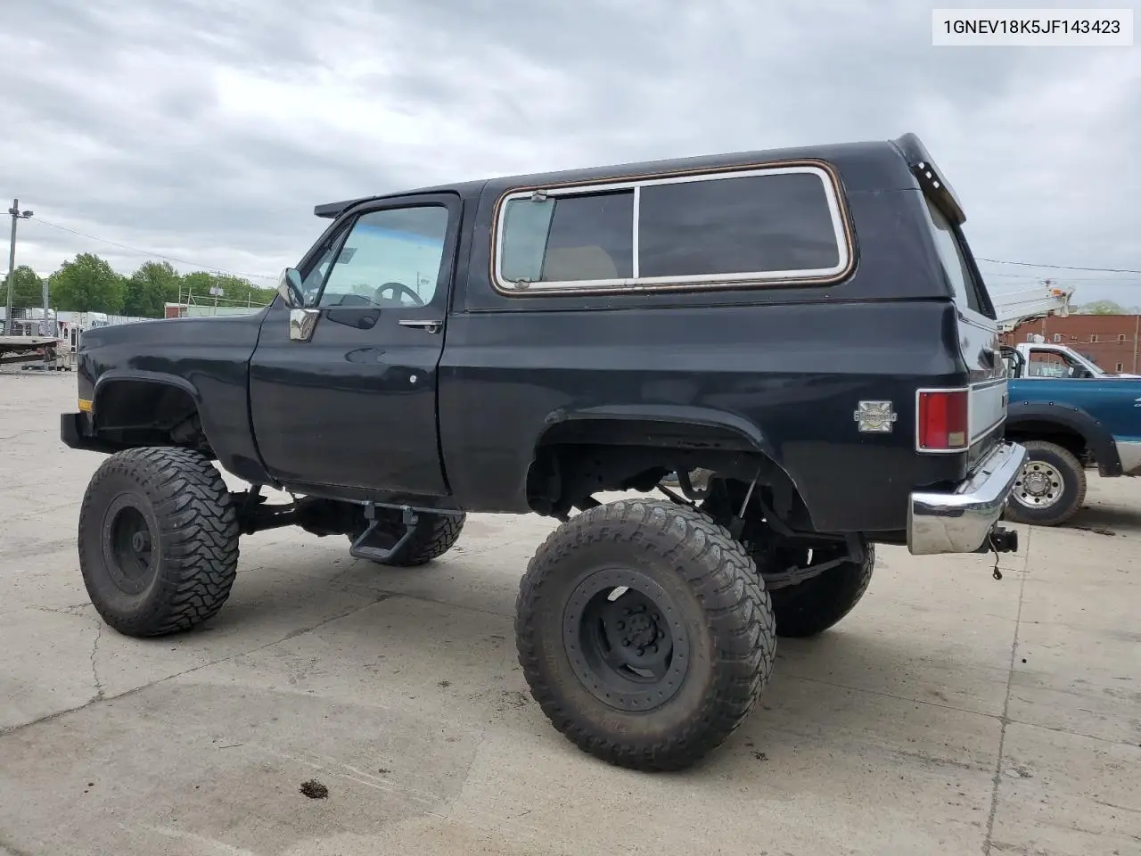1988 Chevrolet Blazer V10 VIN: 1GNEV18K5JF143423 Lot: 55763905