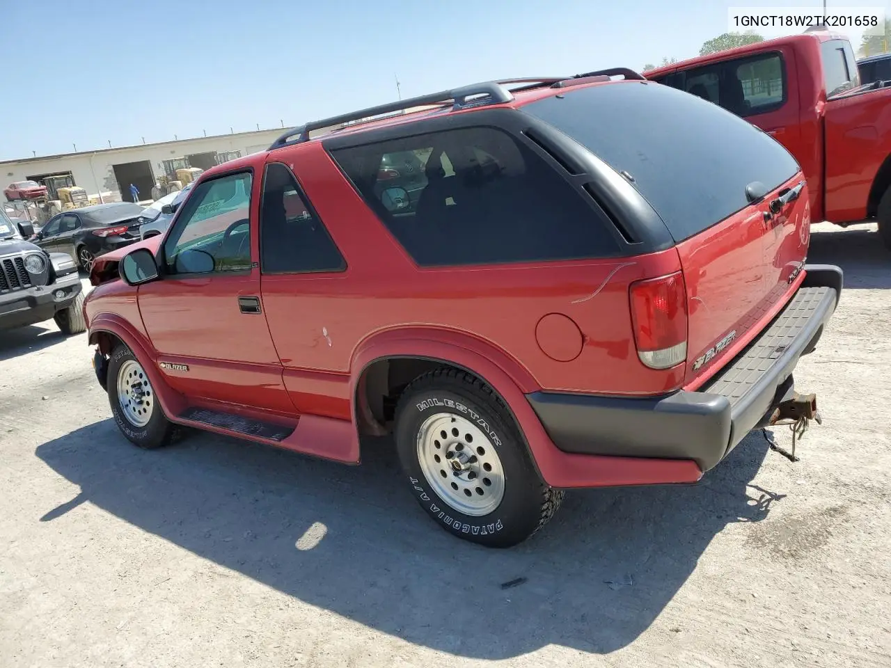 1996 Chevrolet Blazer VIN: 1GNCT18W2TK201658 Lot: 56384935