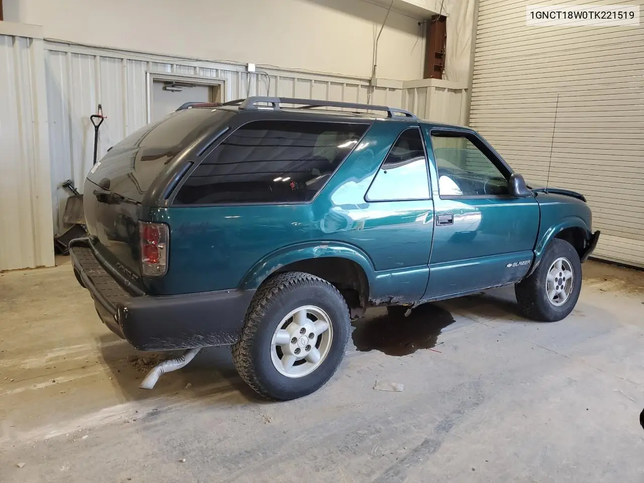 1996 Chevrolet Blazer VIN: 1GNCT18W0TK221519 Lot: 61718135