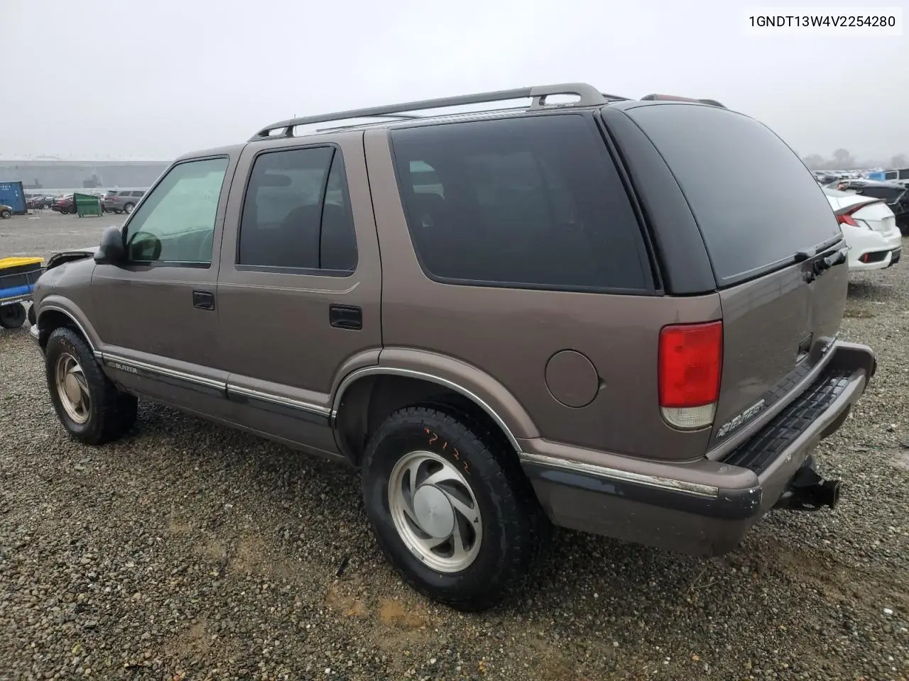 1997 Chevrolet Blazer VIN: 1GNDT13W4V2254280 Lot: 44920175