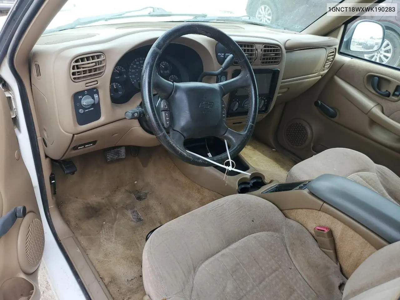 1998 Chevrolet Blazer VIN: 1GNCT18WXWK190283 Lot: 55509465