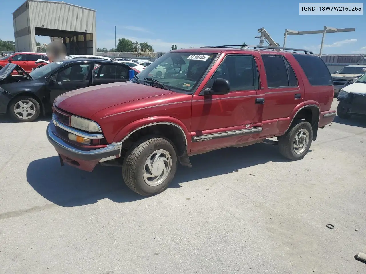 1998 Chevrolet Blazer VIN: 1GNDT13W7W2160265 Lot: 63106495