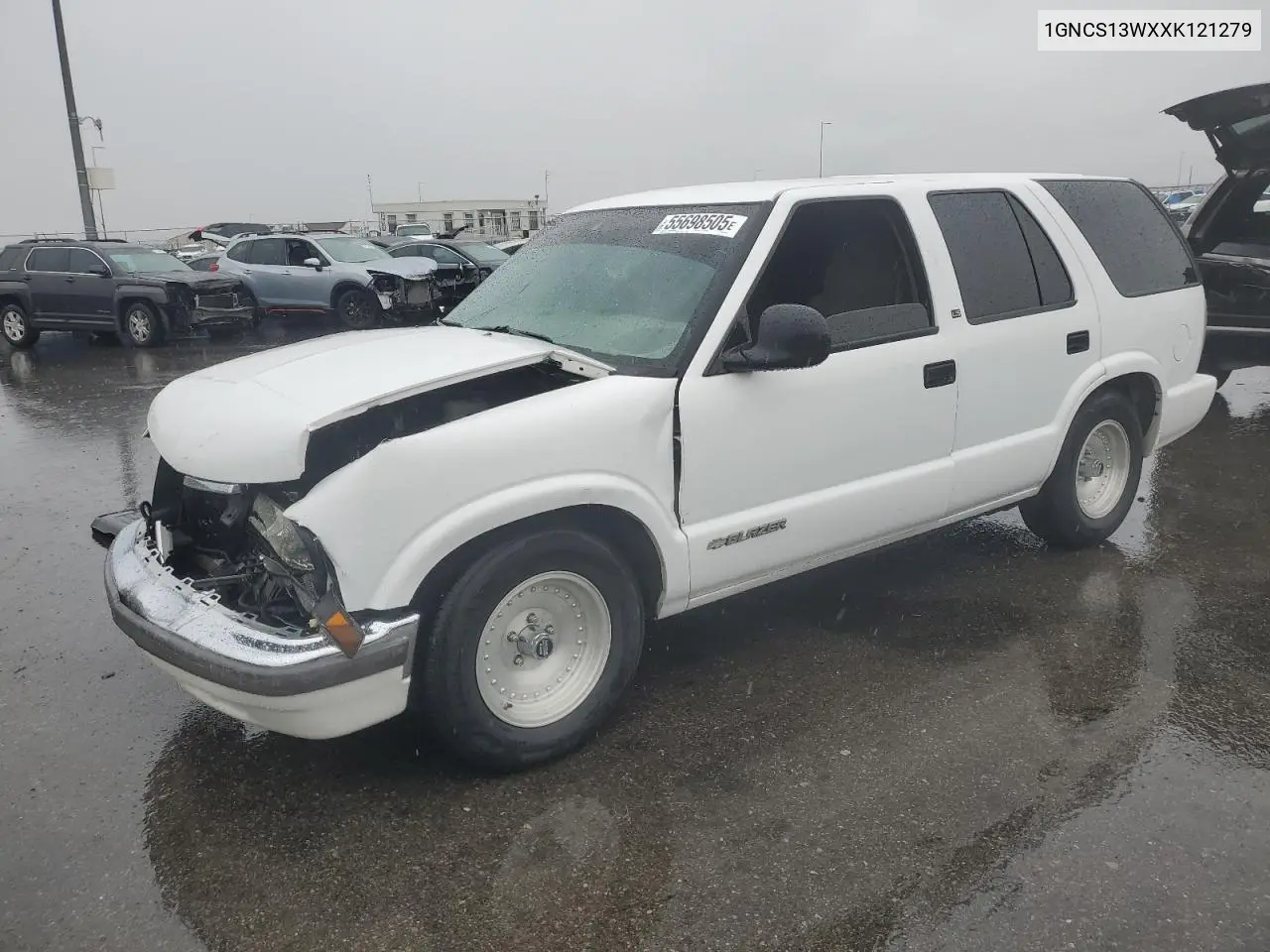1999 Chevrolet Blazer VIN: 1GNCS13WXXK121279 Lot: 55698505