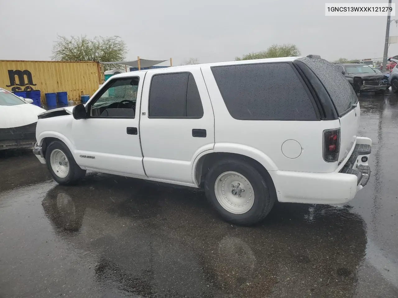 1999 Chevrolet Blazer VIN: 1GNCS13WXXK121279 Lot: 55698505