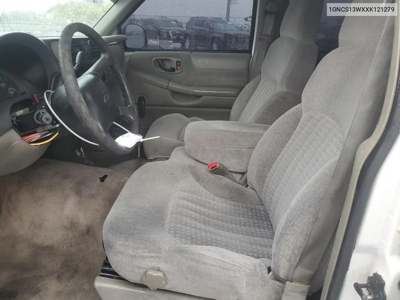 1999 Chevrolet Blazer VIN: 1GNCS13WXXK121279 Lot: 55698505