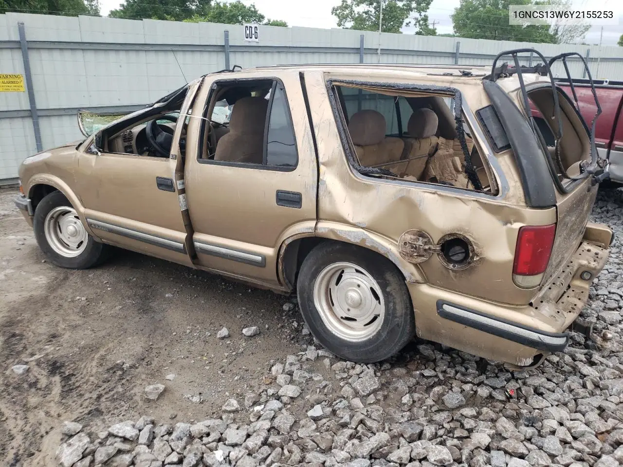 2000 Chevrolet Blazer VIN: 1GNCS13W6Y2155253 Lot: 55951095