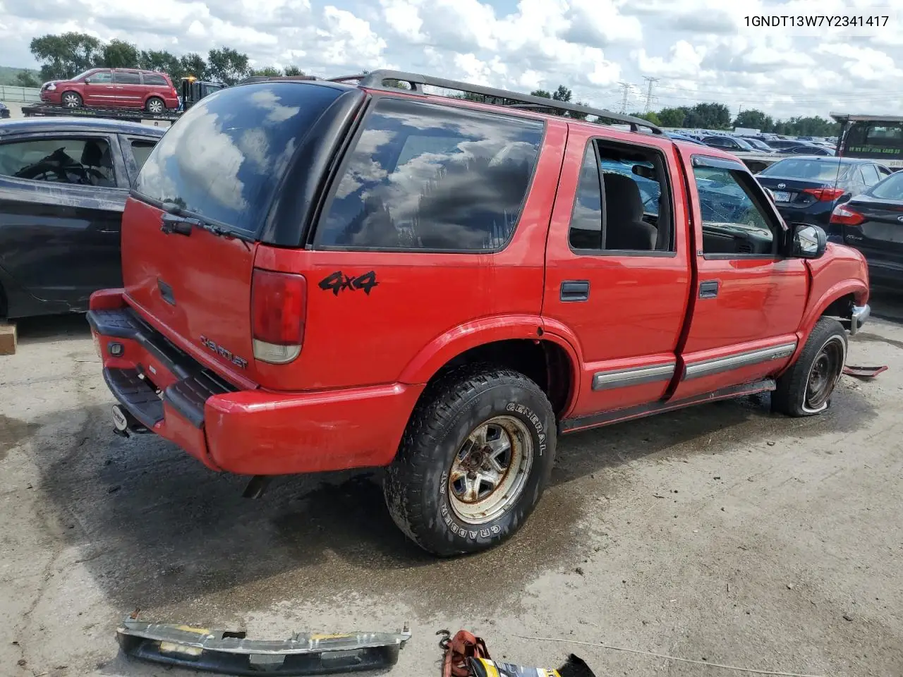 2000 Chevrolet Blazer VIN: 1GNDT13W7Y2341417 Lot: 65804295