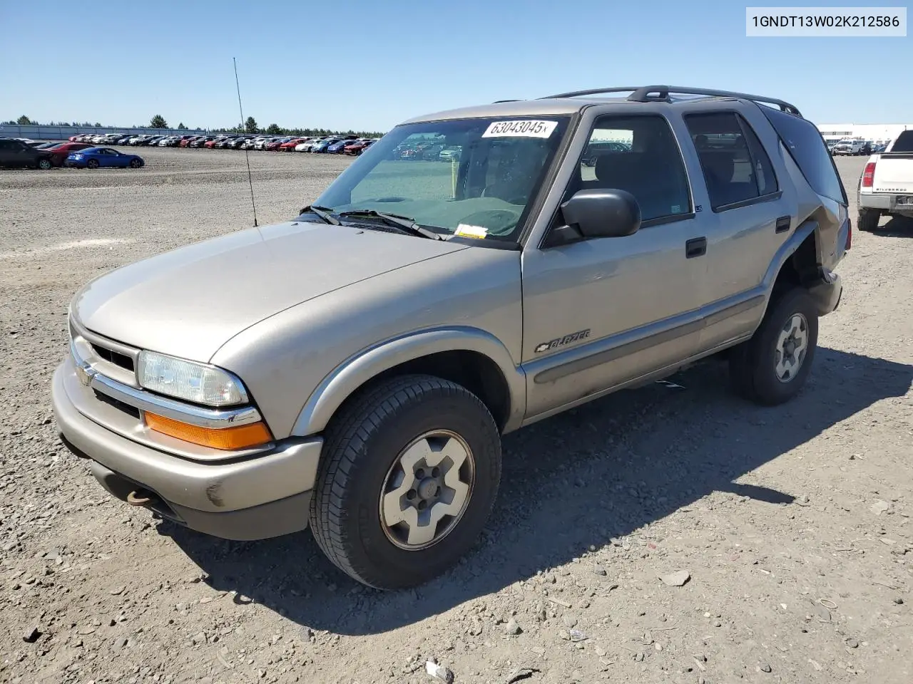 2002 Chevrolet Blazer VIN: 1GNDT13W02K212586 Lot: 63043045