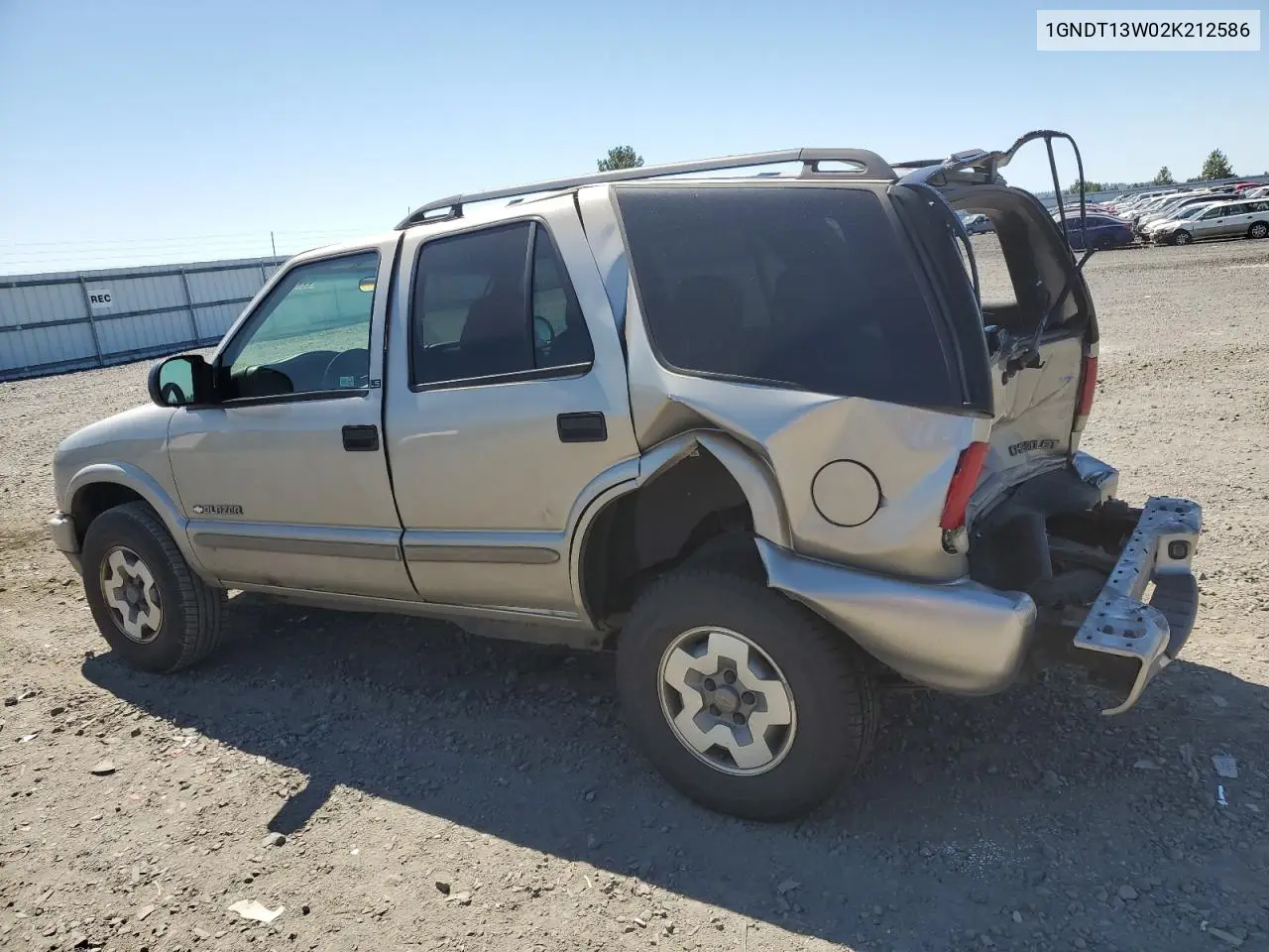 2002 Chevrolet Blazer VIN: 1GNDT13W02K212586 Lot: 63043045