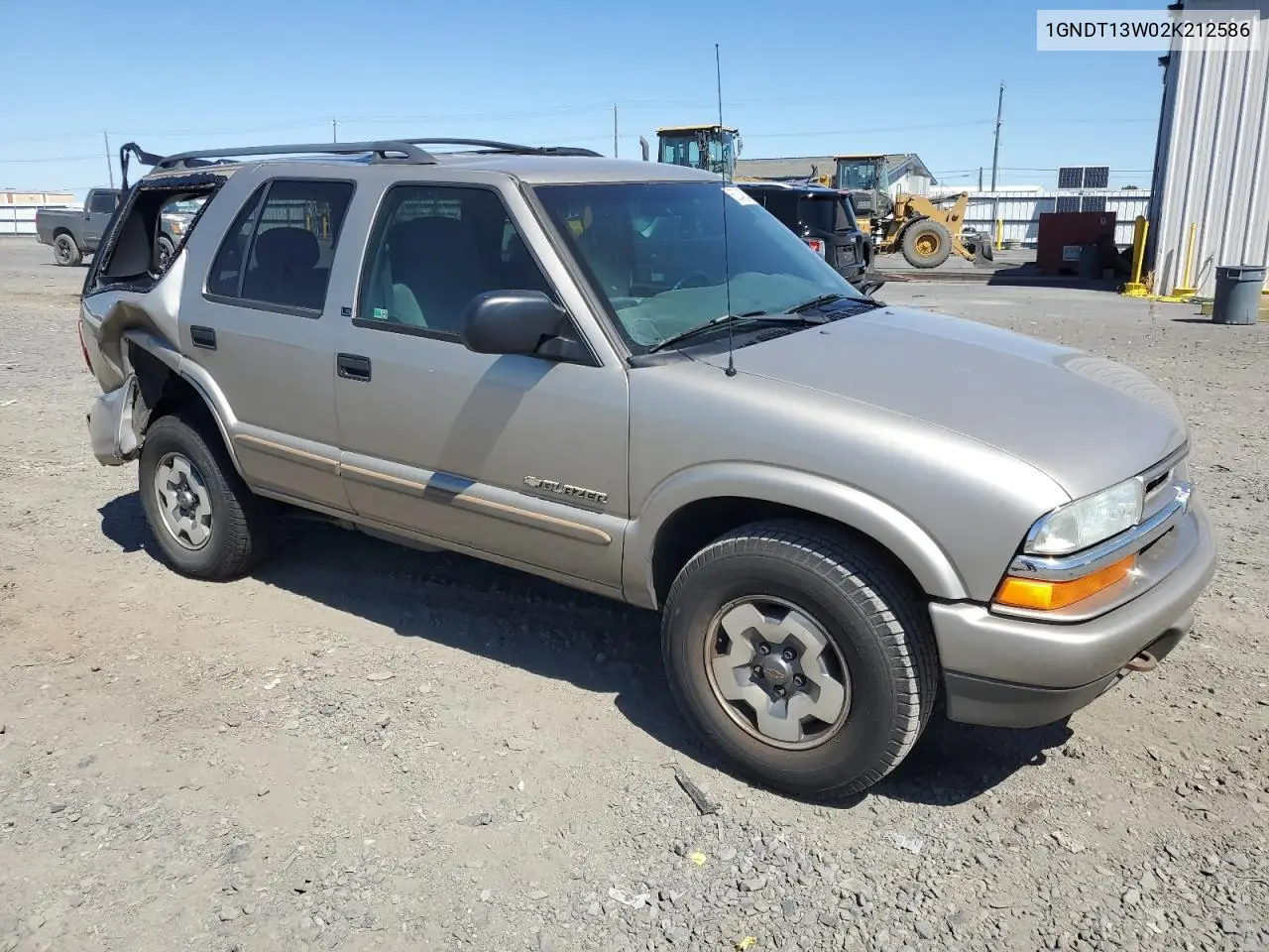 2002 Chevrolet Blazer VIN: 1GNDT13W02K212586 Lot: 63043045