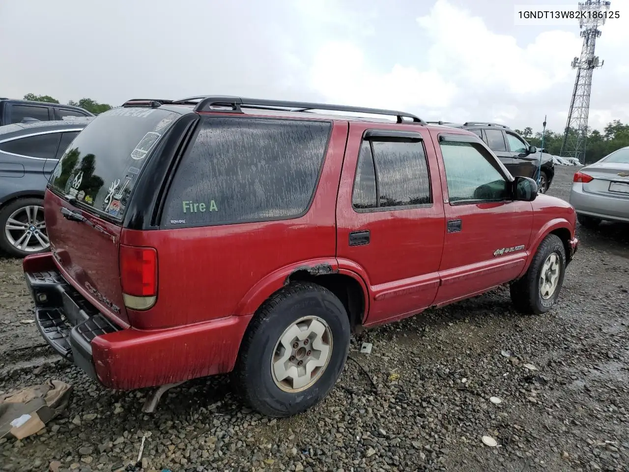 2002 Chevrolet Blazer VIN: 1GNDT13W82K186125 Lot: 63193235