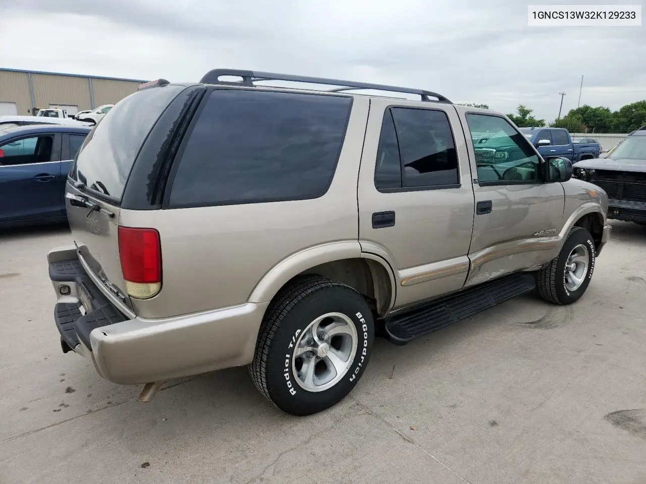 2002 Chevrolet Blazer VIN: 1GNCS13W32K129233 Lot: 63417545