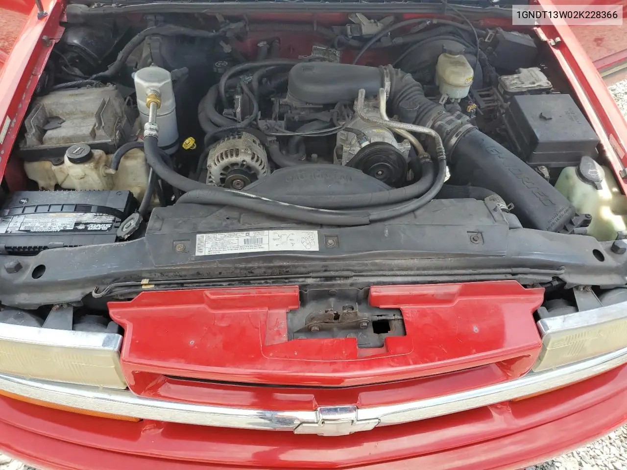 2002 Chevrolet Blazer VIN: 1GNDT13W02K228366 Lot: 64025825