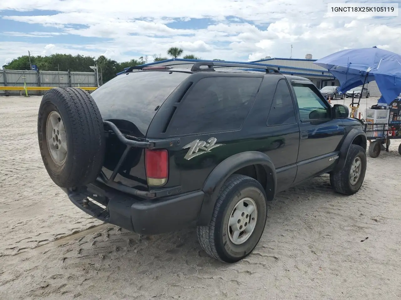 2005 Chevrolet Blazer VIN: 1GNCT18X25K105119 Lot: 65774865