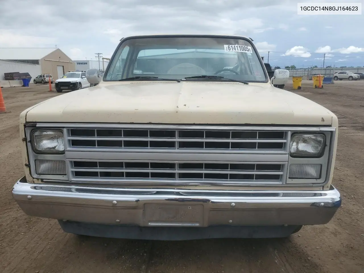 1986 Chevrolet C10 VIN: 1GCDC14N8GJ164623 Lot: 61411005