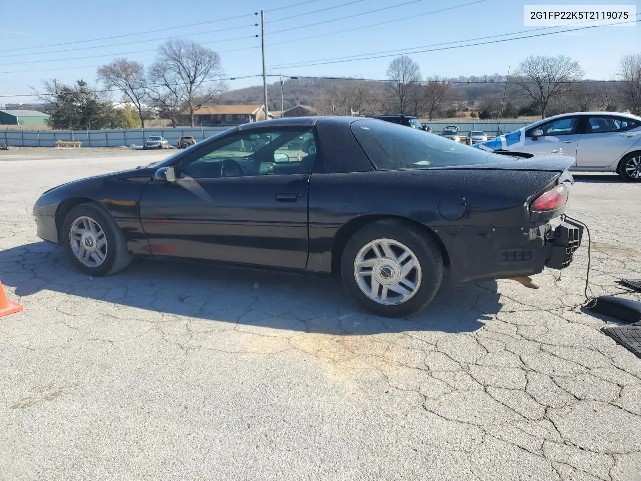 1996 Chevrolet Camaro Base VIN: 2G1FP22K5T2119075 Lot: 44441015