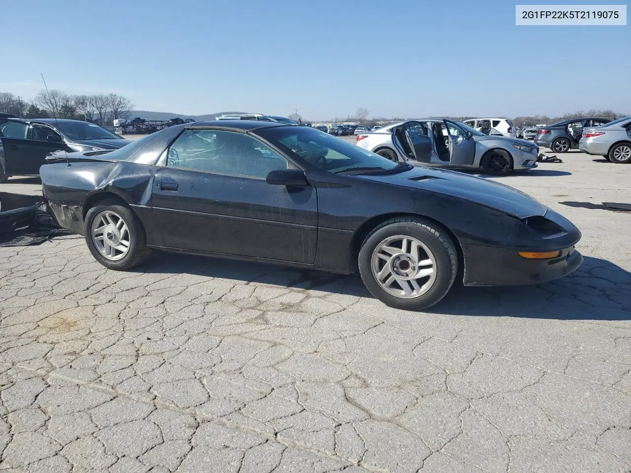 1996 Chevrolet Camaro Base VIN: 2G1FP22K5T2119075 Lot: 44441015