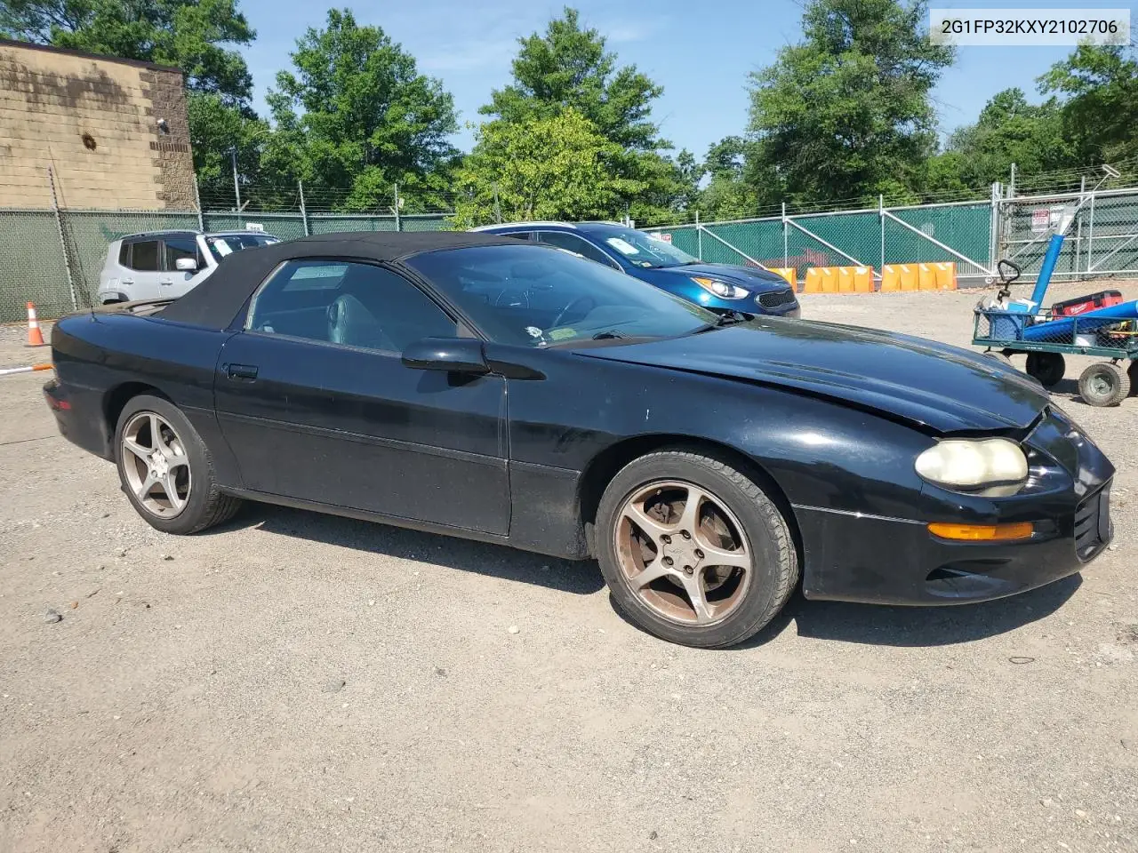 2000 Chevrolet Camaro VIN: 2G1FP32KXY2102706 Lot: 62321175