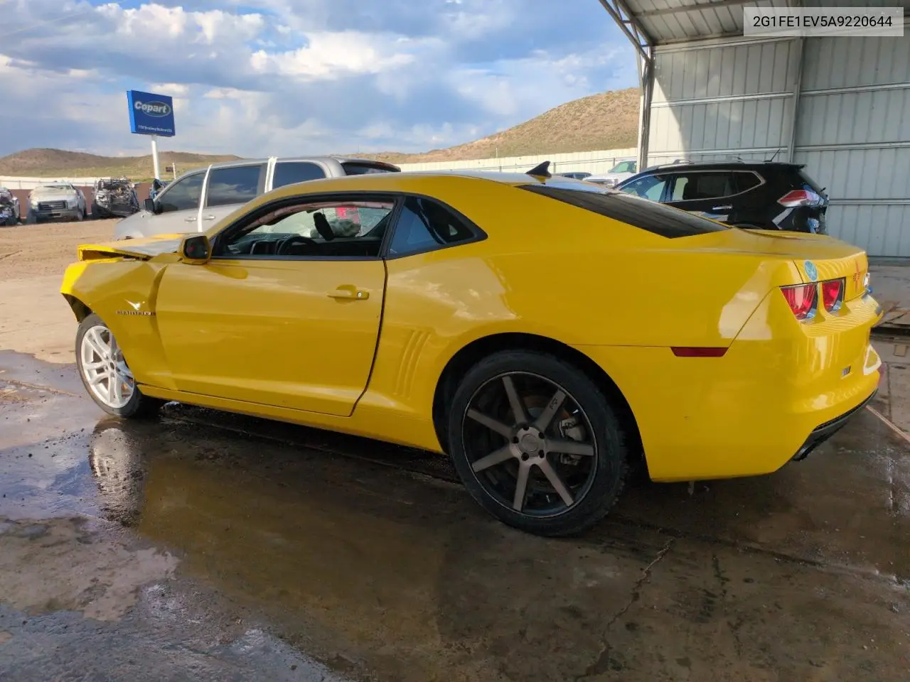 2010 Chevrolet Camaro Ls VIN: 2G1FE1EV5A9220644 Lot: 59681685