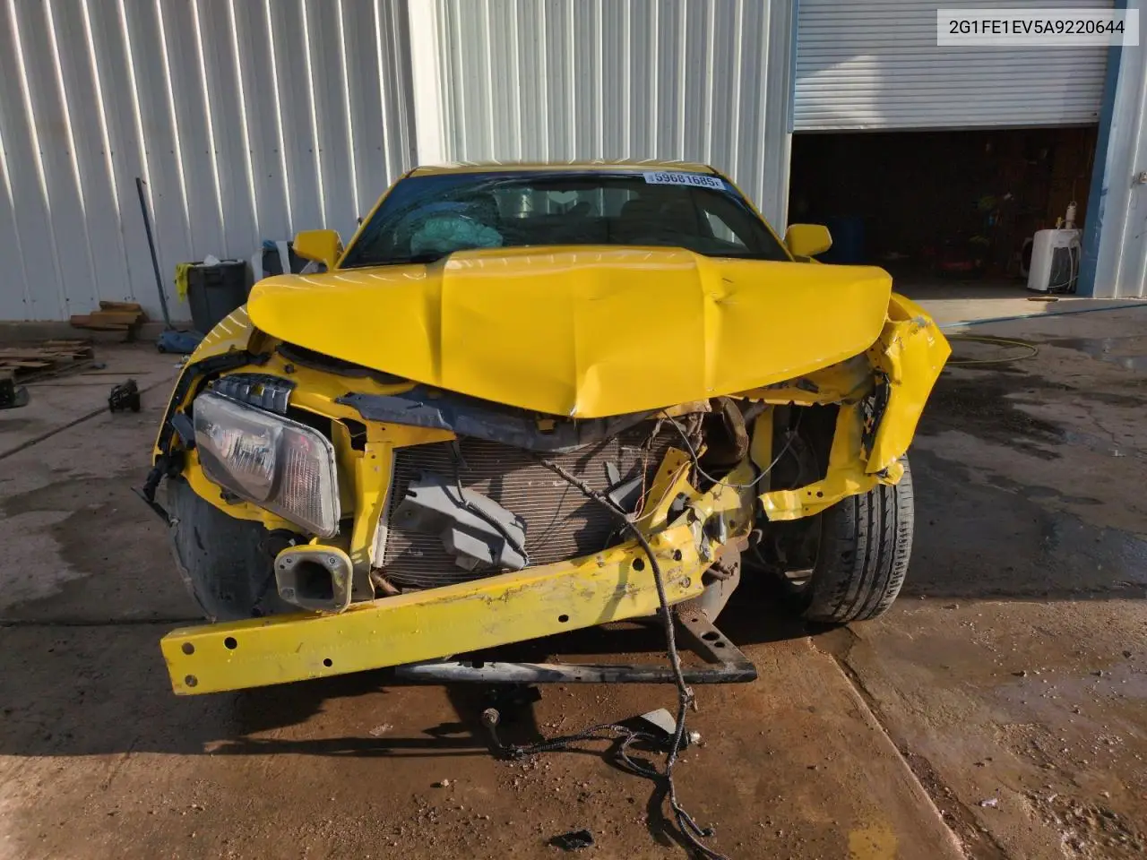 2010 Chevrolet Camaro Ls VIN: 2G1FE1EV5A9220644 Lot: 59681685