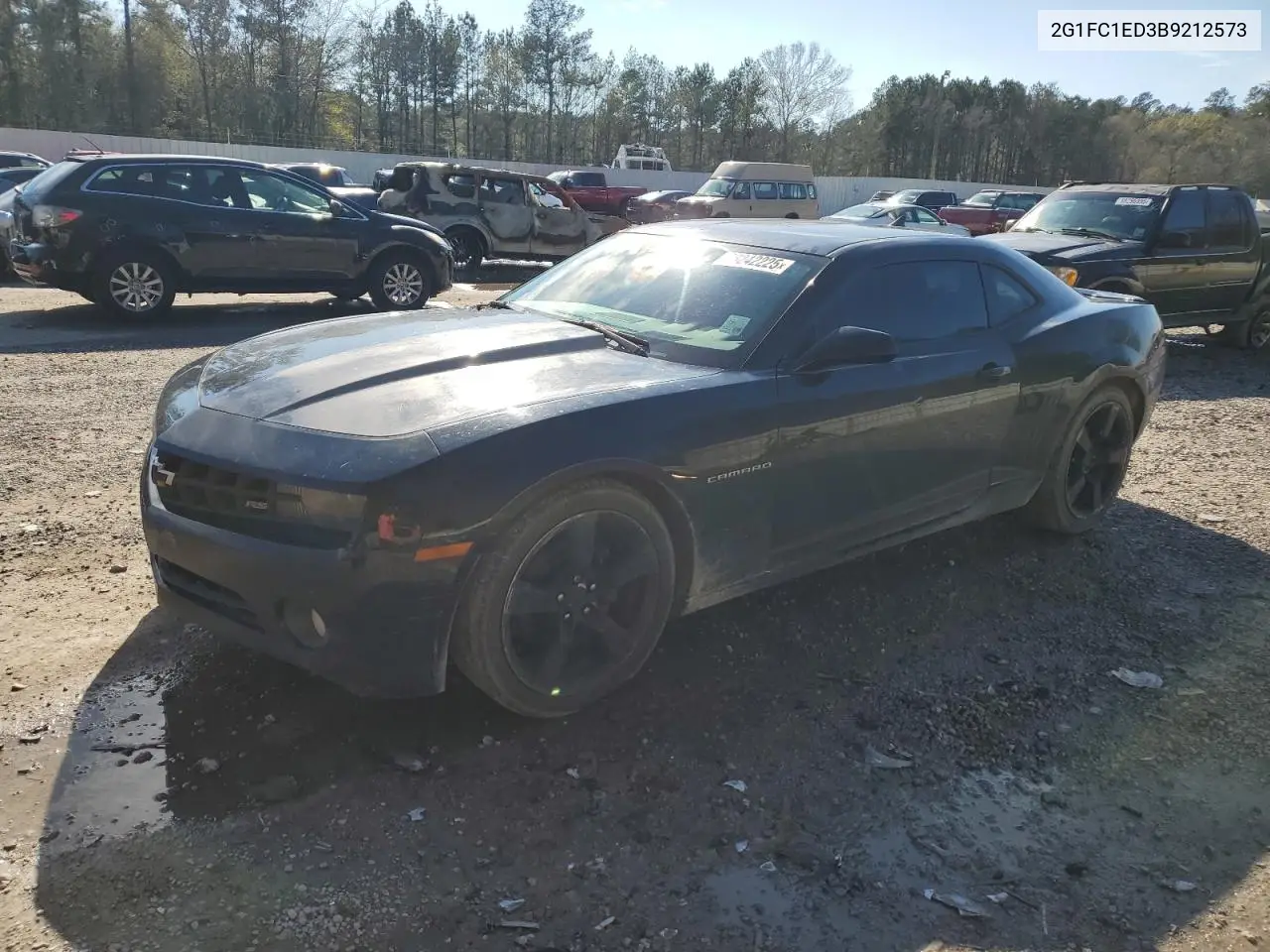 2011 Chevrolet Camaro Lt VIN: 2G1FC1ED3B9212573 Lot: 88242225