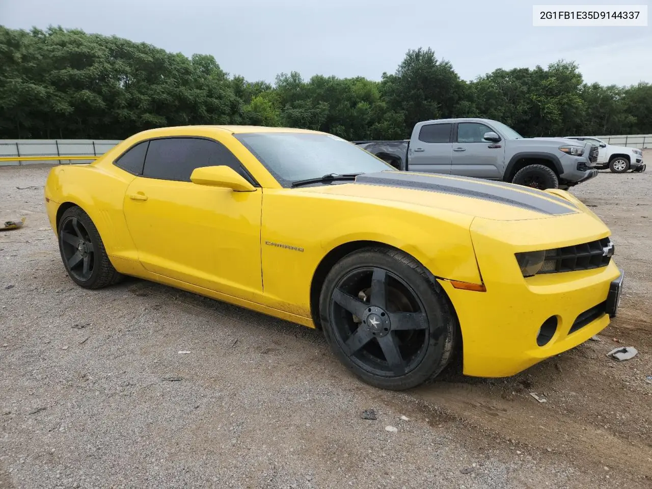 2013 Chevrolet Camaro Lt VIN: 2G1FB1E35D9144337 Lot: 63164105