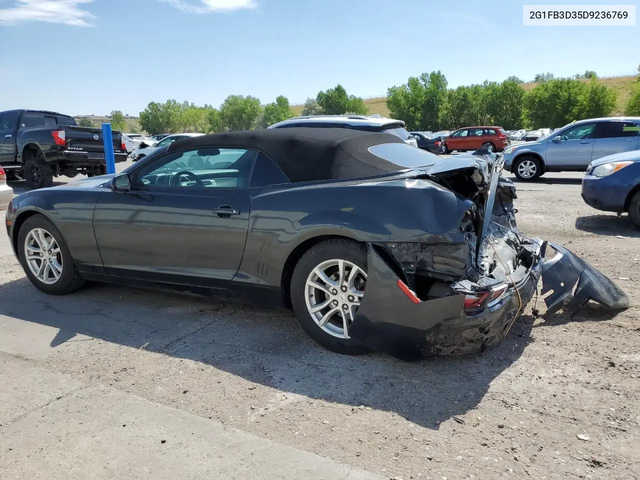 2013 Chevrolet Camaro Lt VIN: 2G1FB3D35D9236769 Lot: 65694585