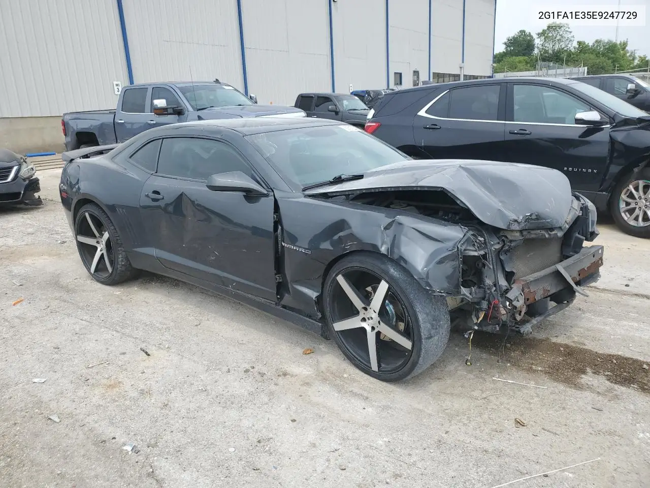 2014 Chevrolet Camaro Ls VIN: 2G1FA1E35E9247729 Lot: 60512345