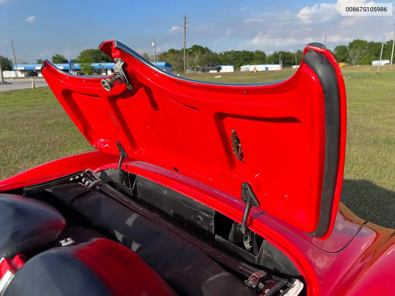 1960 Chevrolet Corvette VIN: 00867S105986 Lot: 52644895
