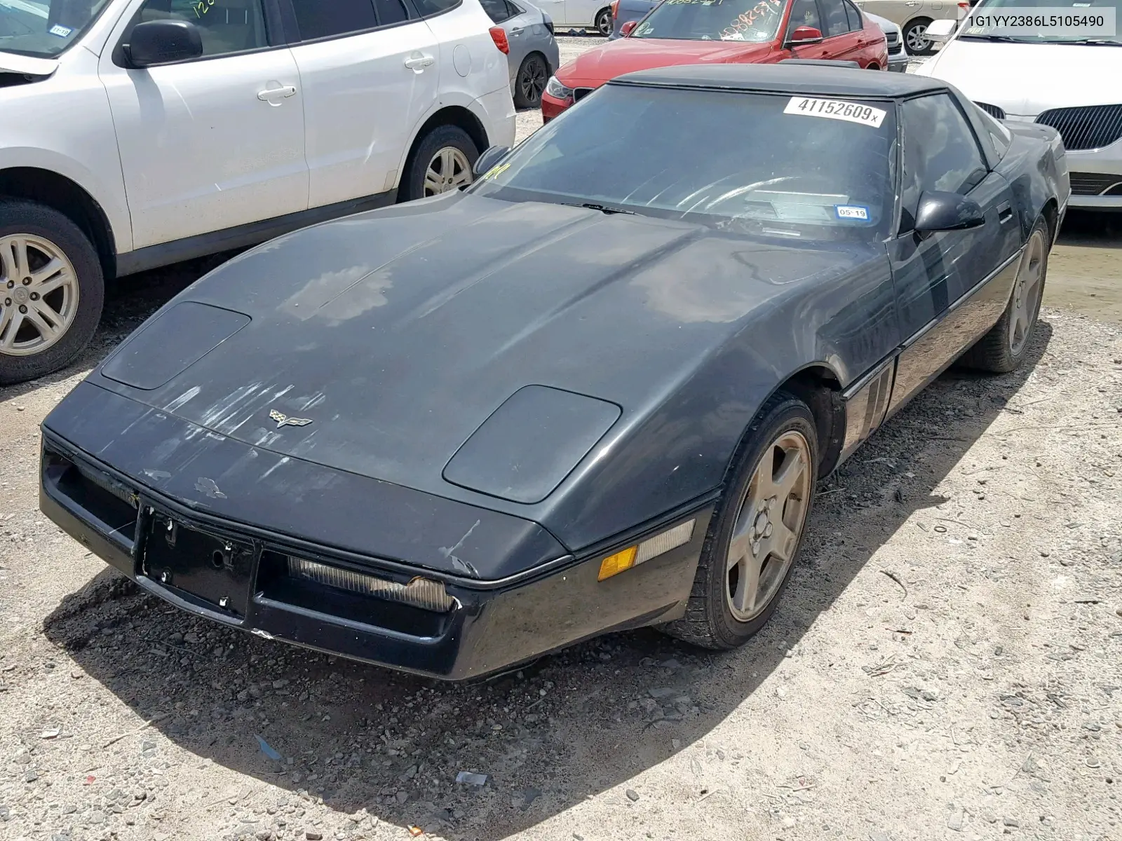 1990 Chevrolet Corvette VIN: 1G1YY2386L5105490 Lot: 41152609