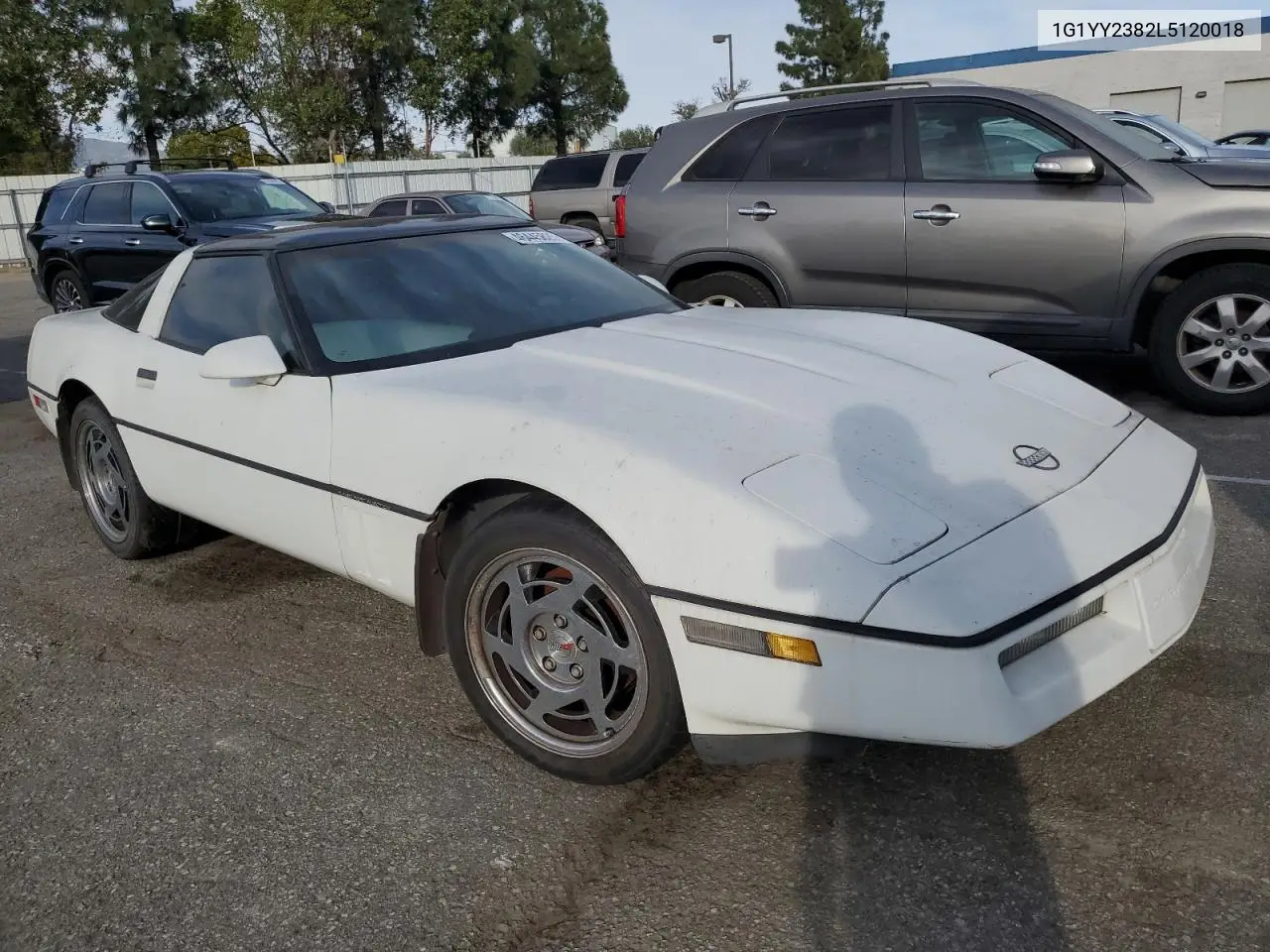 1990 Chevrolet Corvette VIN: 1G1YY2382L5120018 Lot: 46445825