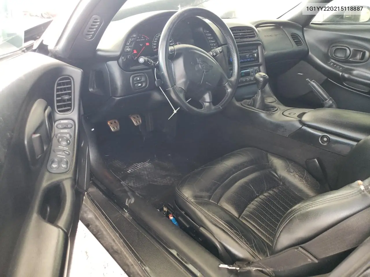 2001 Chevrolet Corvette VIN: 1G1YY22G215118887 Lot: 62317835
