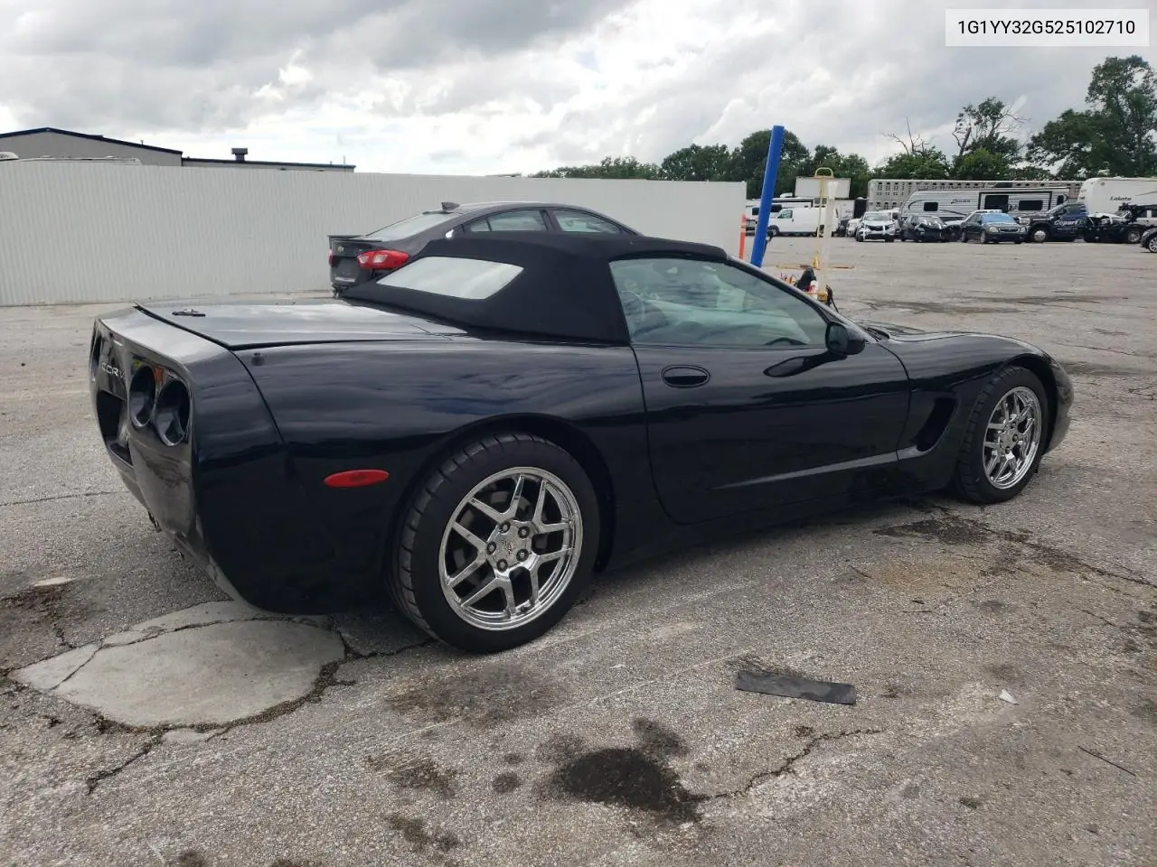 2002 Chevrolet Corvette VIN: 1G1YY32G525102710 Lot: 59947295